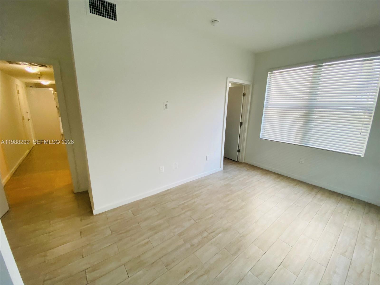 EMILY CONDO - Residential