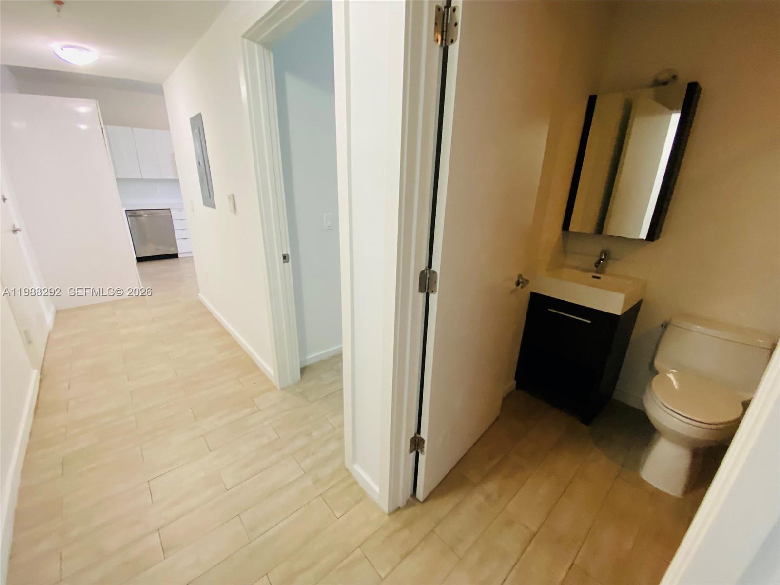 EMILY CONDO - Residential