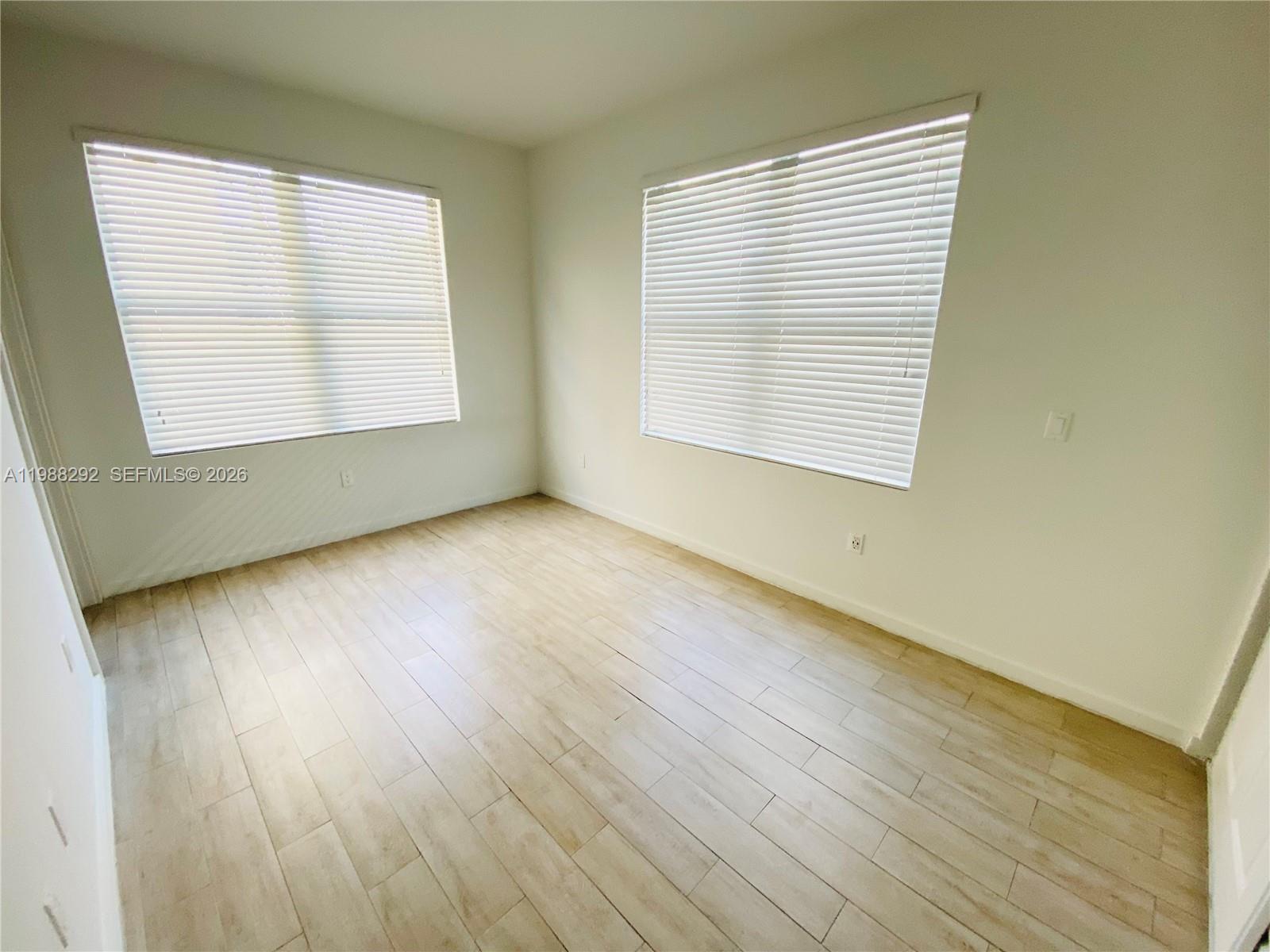 EMILY CONDO - Residential