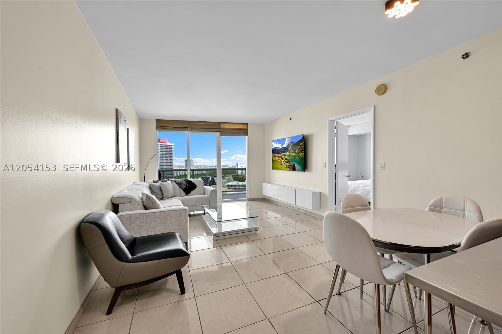 1850 S Ocean Dr 2009