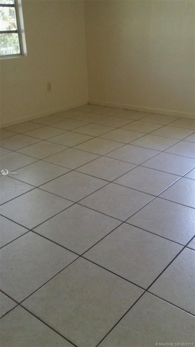 GREEN OAKS - Residential Lease