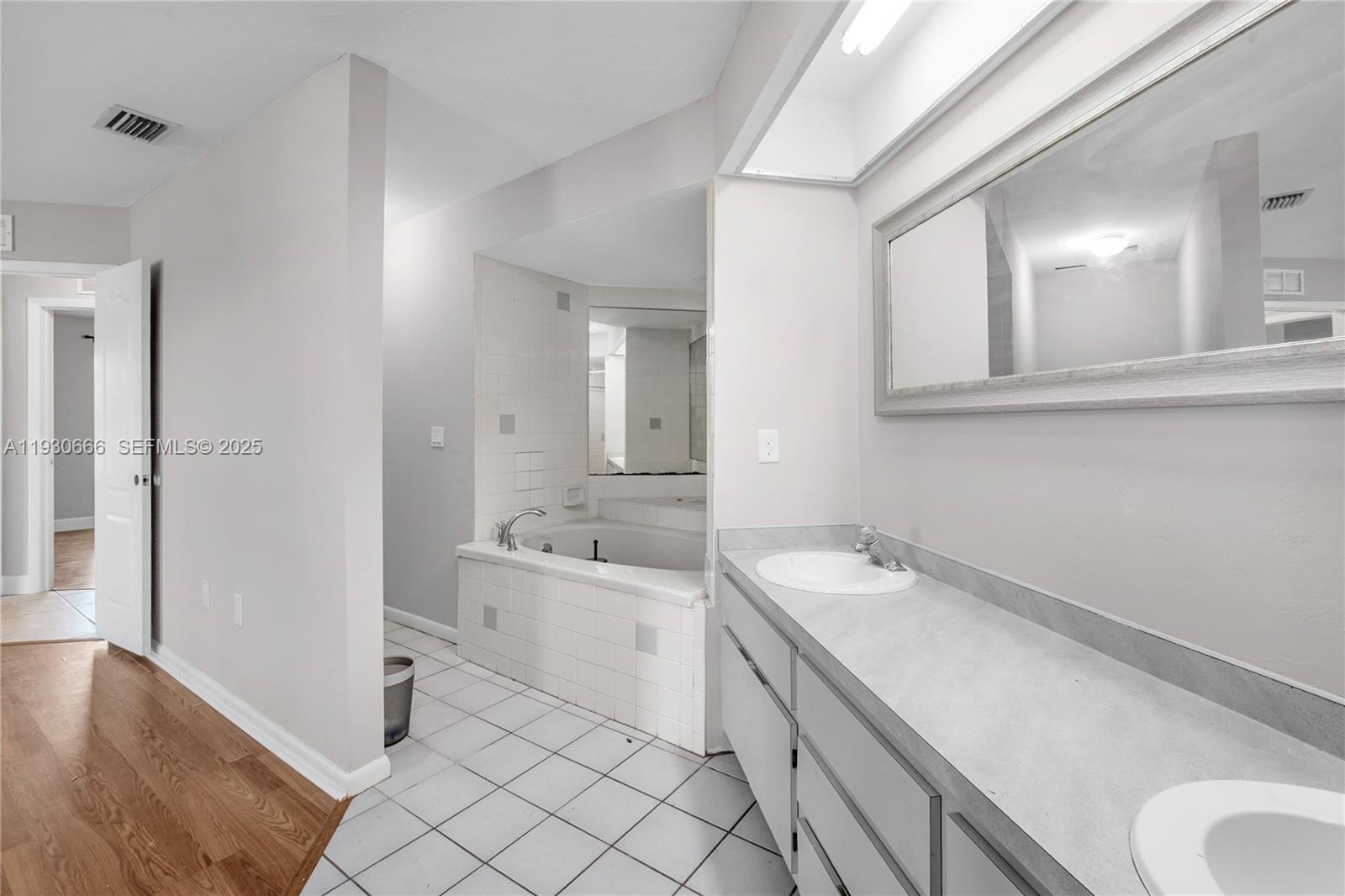 FORT MYERS - Residential