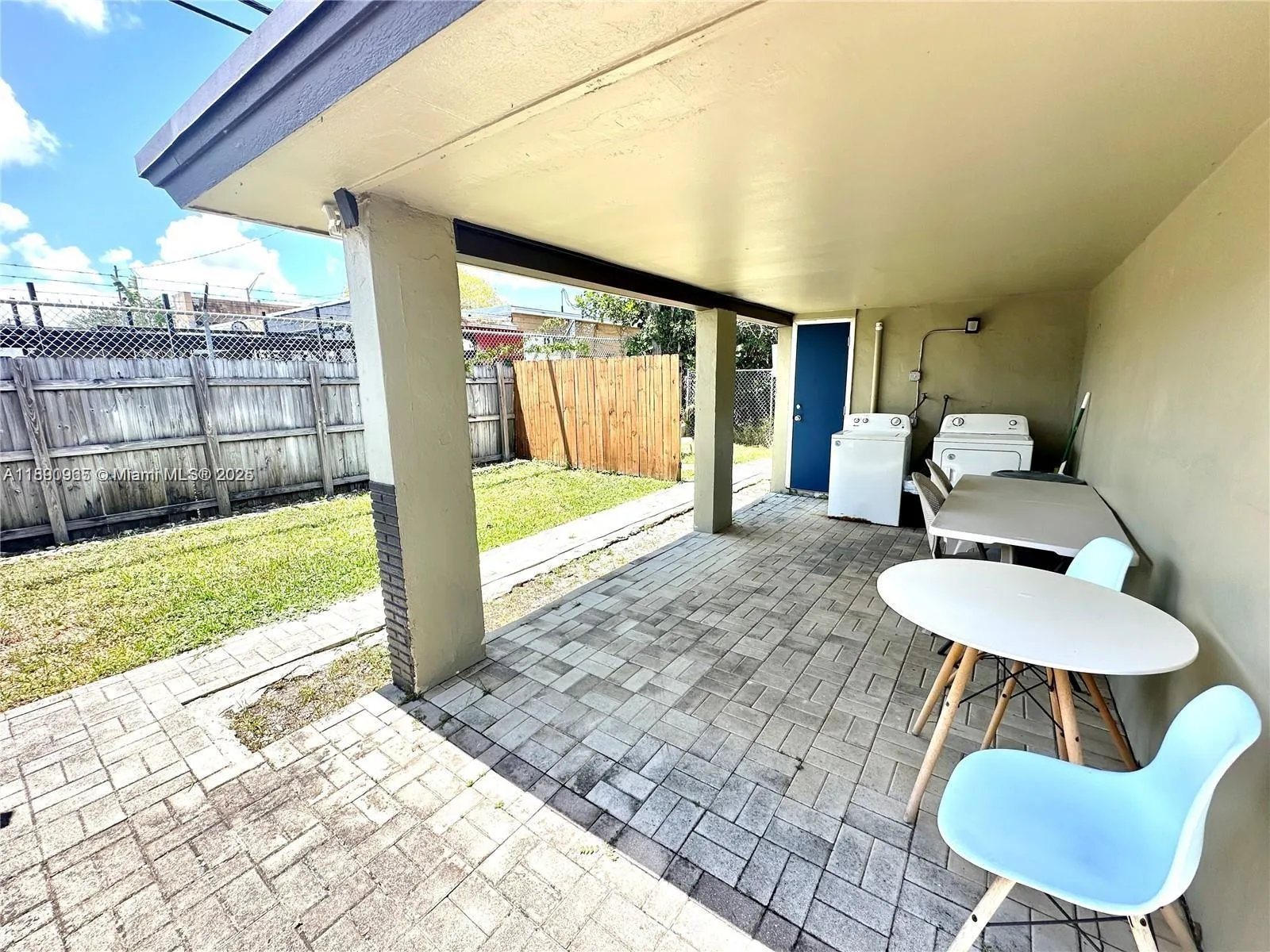 Fort Lauderdale, Florida 33304, United States, 1 Bedroom Bedrooms, ,1 BathroomBathrooms,Residential,Active,223832