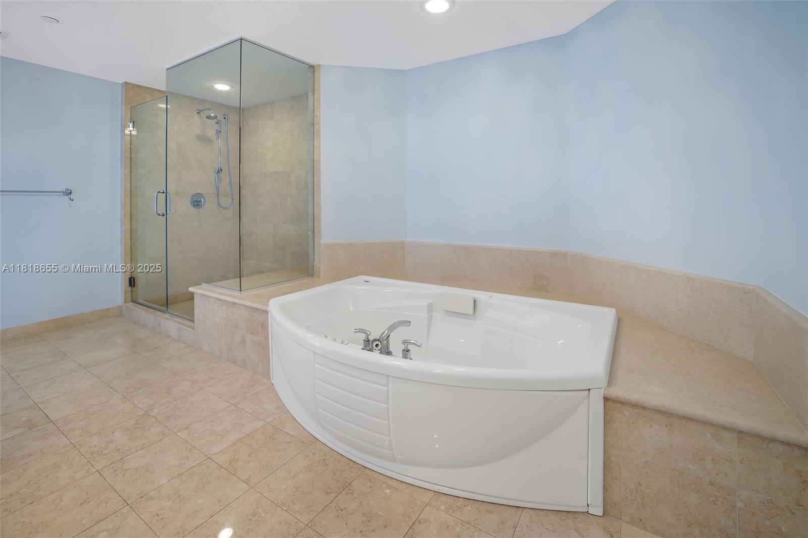 OCEAN PALMS CONDO - Residential