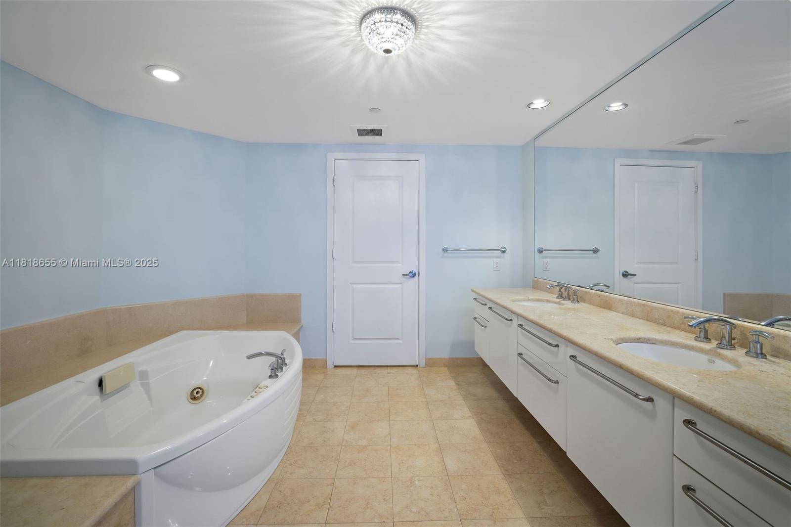 OCEAN PALMS CONDO - Residential