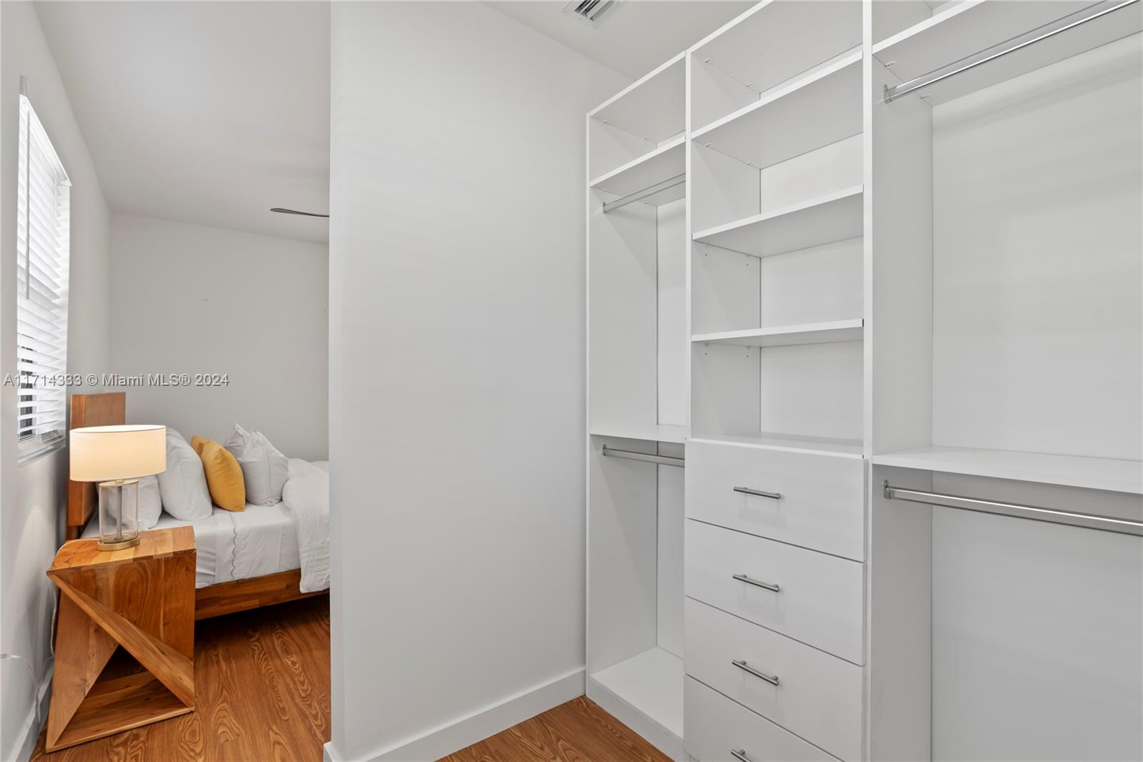 OVERBROOK SHORES NO 3 - Residential