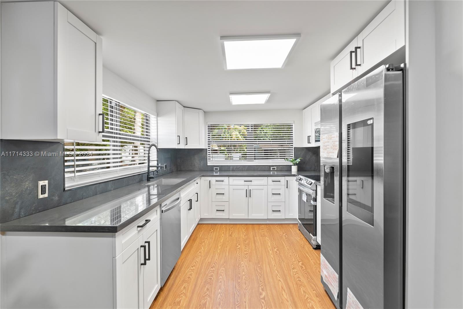 OVERBROOK SHORES NO 3 - Residential