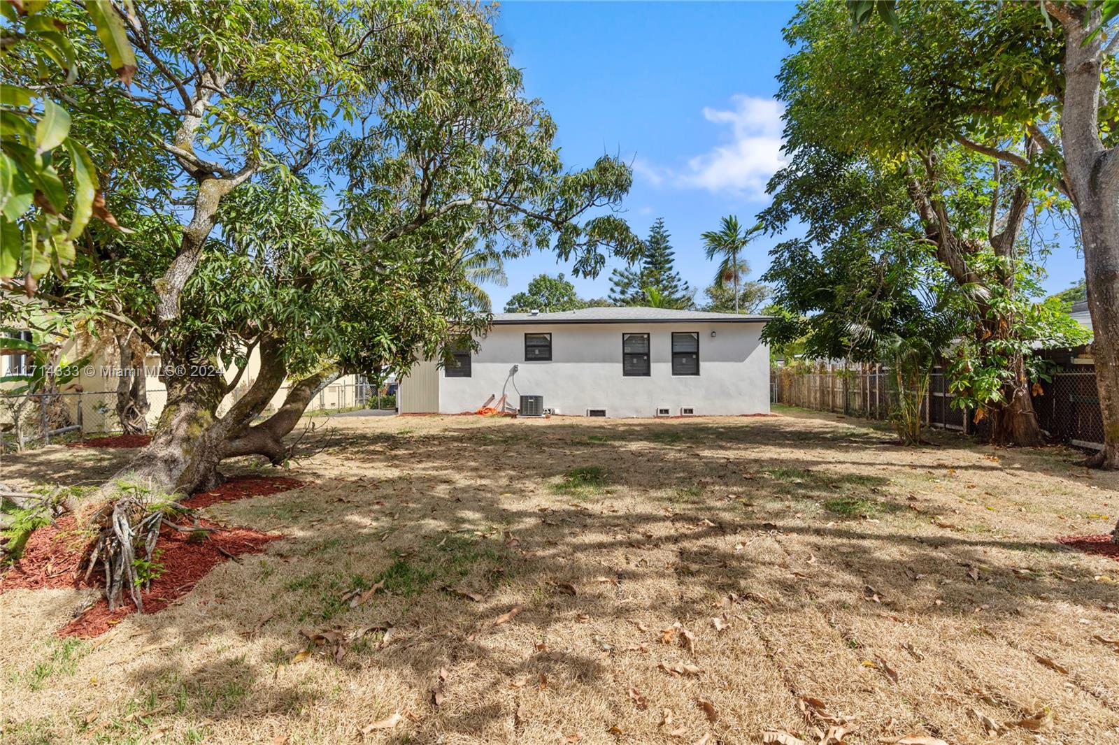 OVERBROOK SHORES NO 3 - Residential