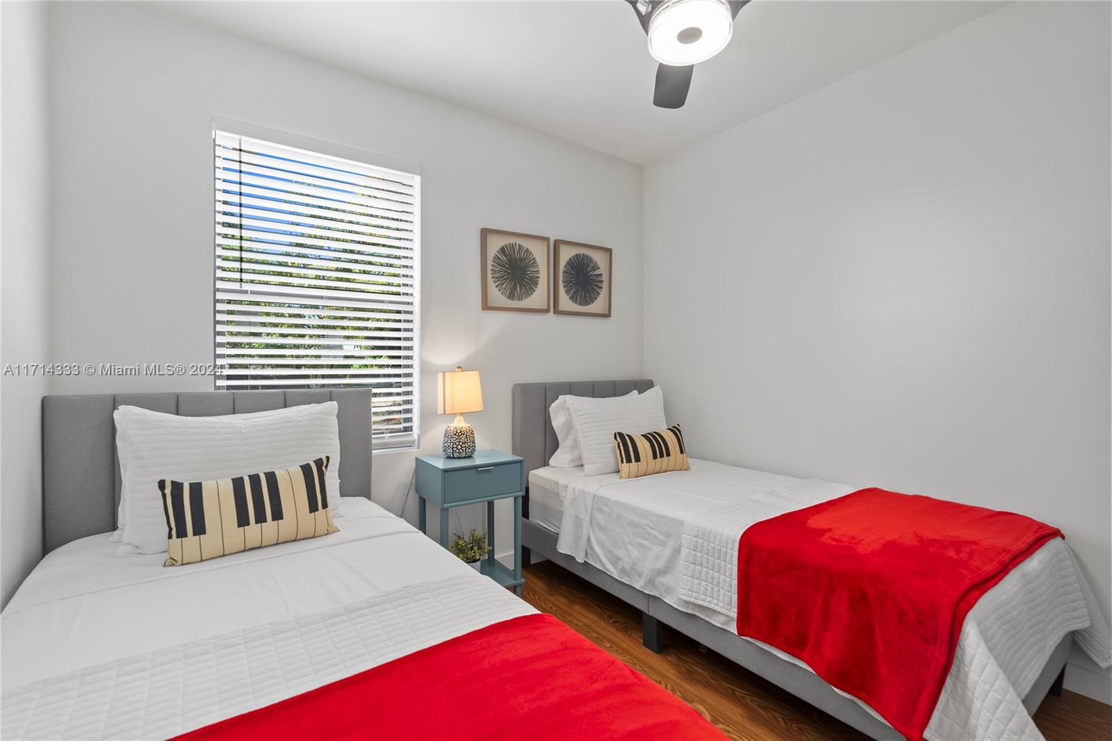 OVERBROOK SHORES NO 3 - Residential