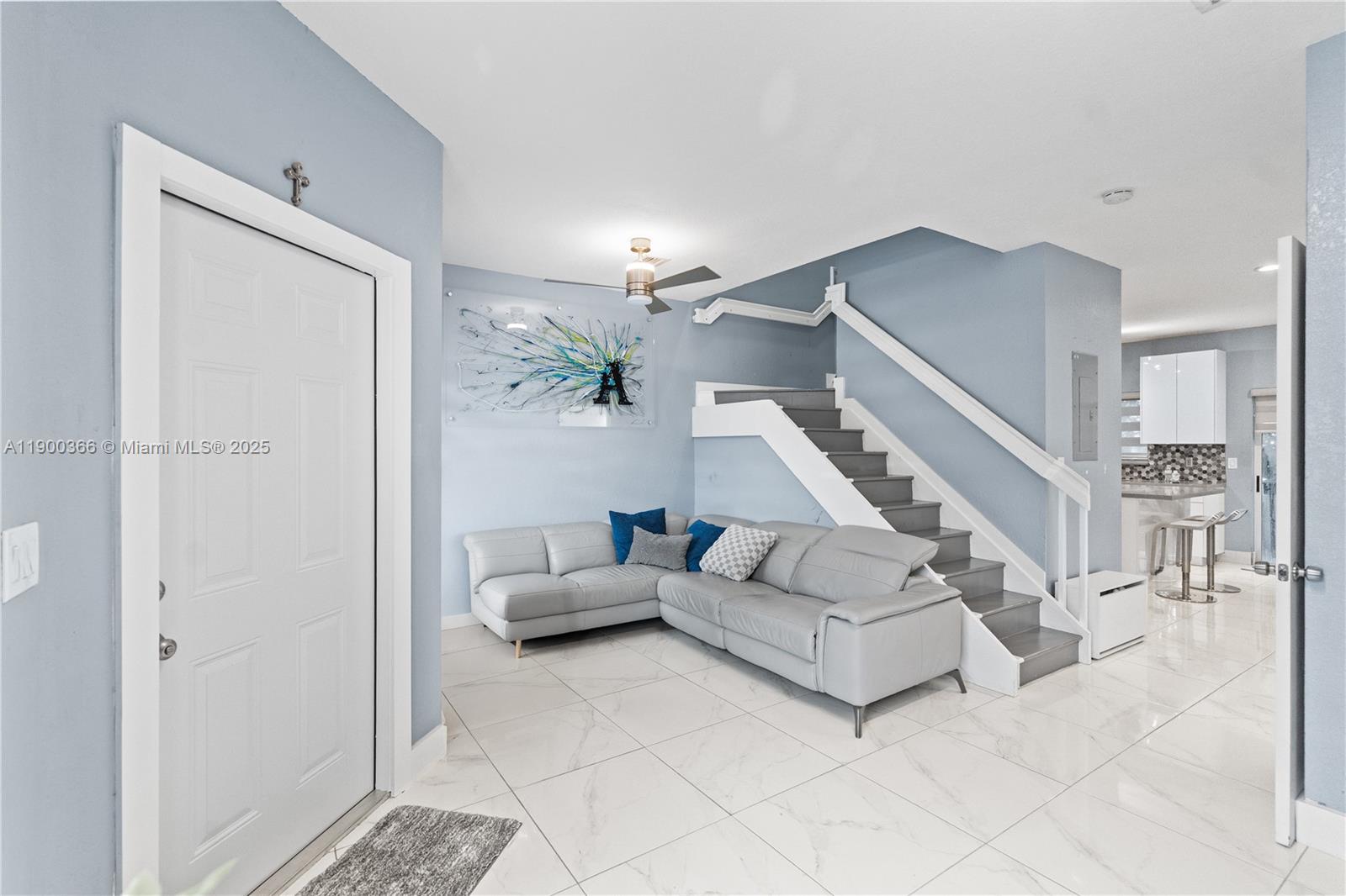 VENETIA GROVE - Residential