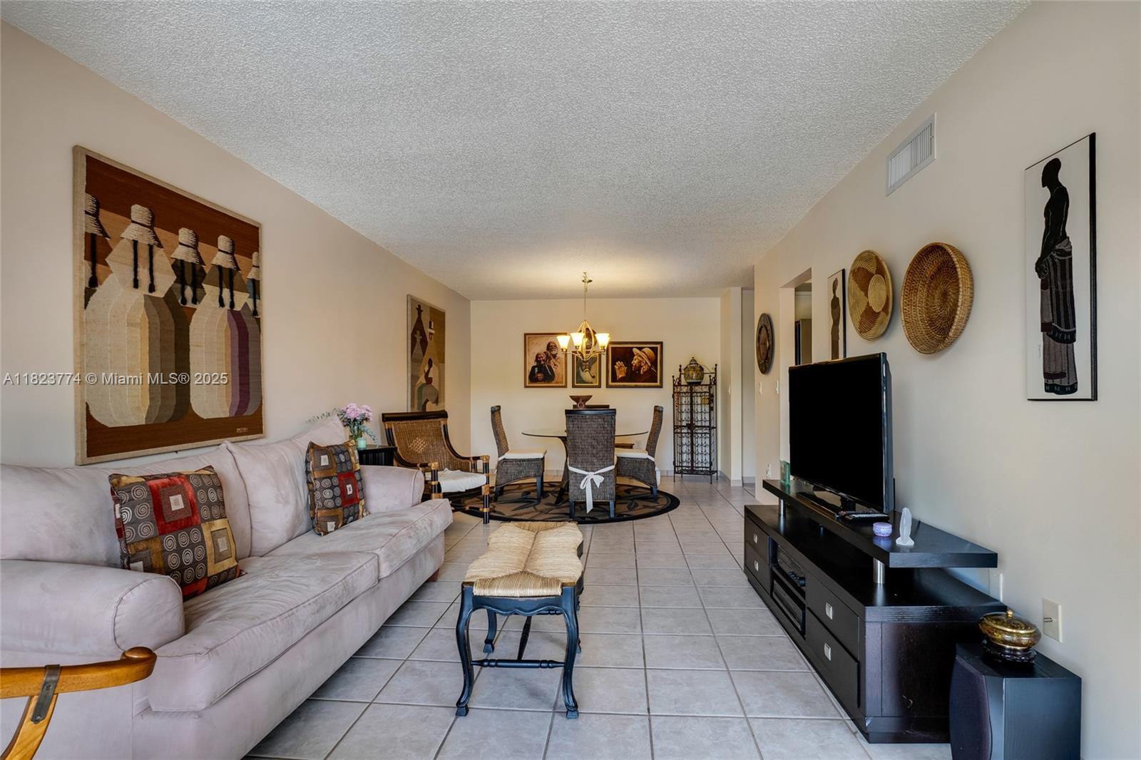 5800 SW 127th Ave 2307, Miami, FL, 33183/$265,000 2 5800 SW 127th Ave 2307