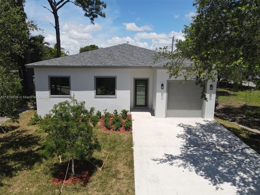 New Construction Home 2025 Build! Modern 3-Bedroom 2-Bathroom Home Just 10 Minutes from Las Olas!

This beautifully upgraded home features an open-concept layout with a stunning waterfall kitchen island, sleek modern finishes, and impact windows and doors. Enjoy a one-car garage, spacious living areas, and a prime location Move-in ready and designed to impress!