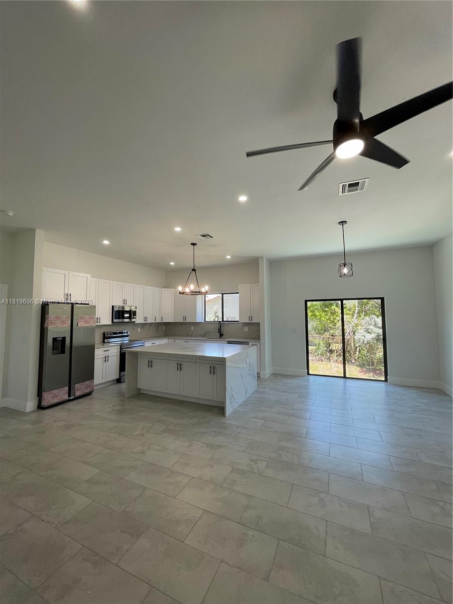HARRIS SUB FIRST ADD - Residential