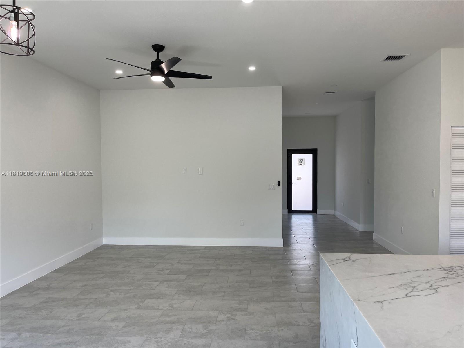 HARRIS SUB FIRST ADD - Residential