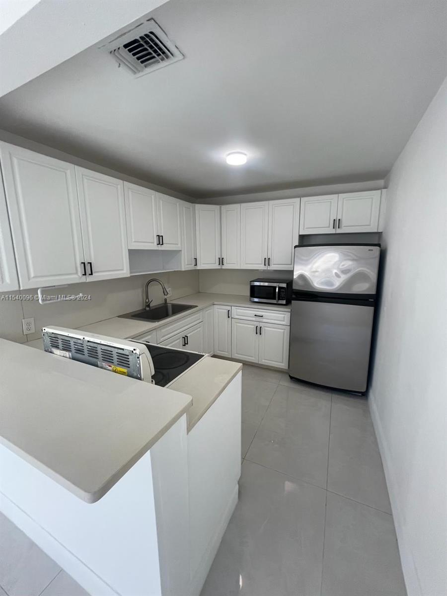 WEST SILVER CREST - Residential Lease