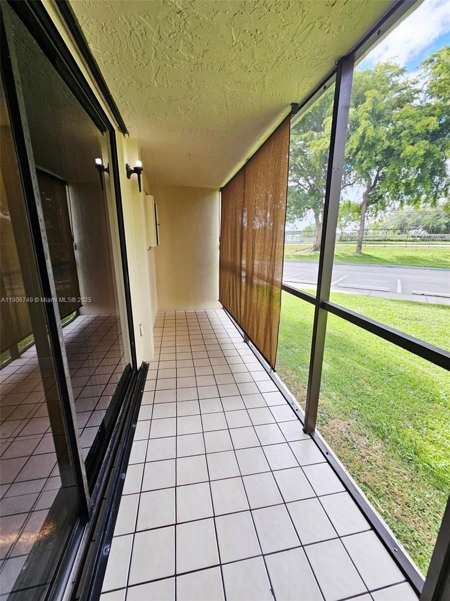 THE HORIZONS CONDO #7 - Residential Lease