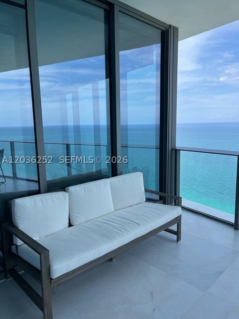 15701 Collins Ave 3104