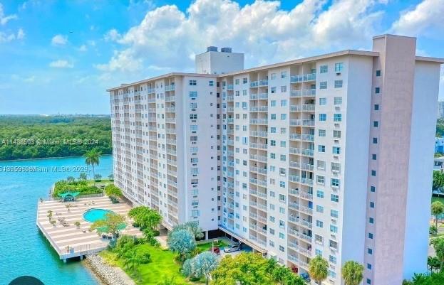 COASTAL TOWERS CONDO - Residential Lease