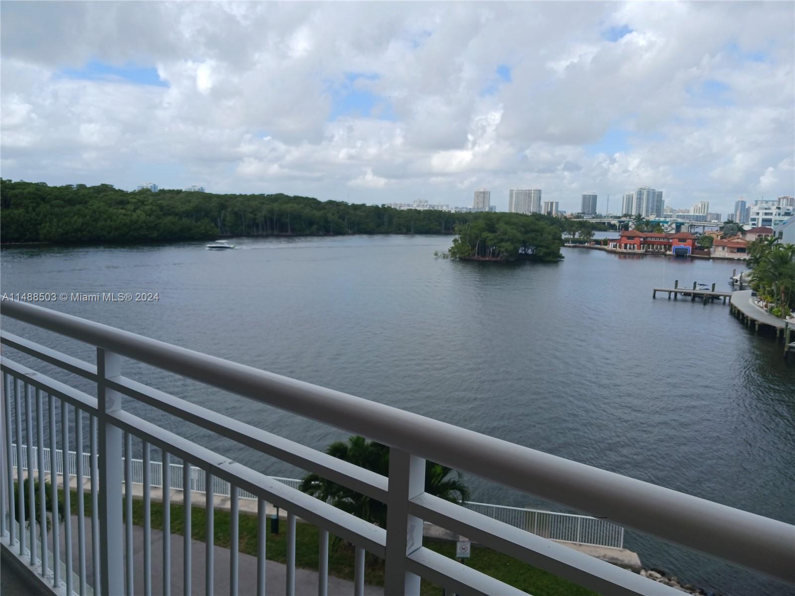 COASTAL TOWERS CONDO - Residential Lease