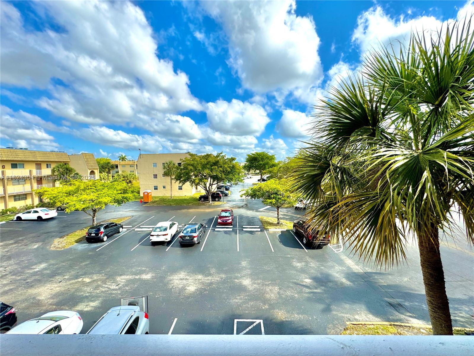 8305 Sunrise Lakes Blvd 302