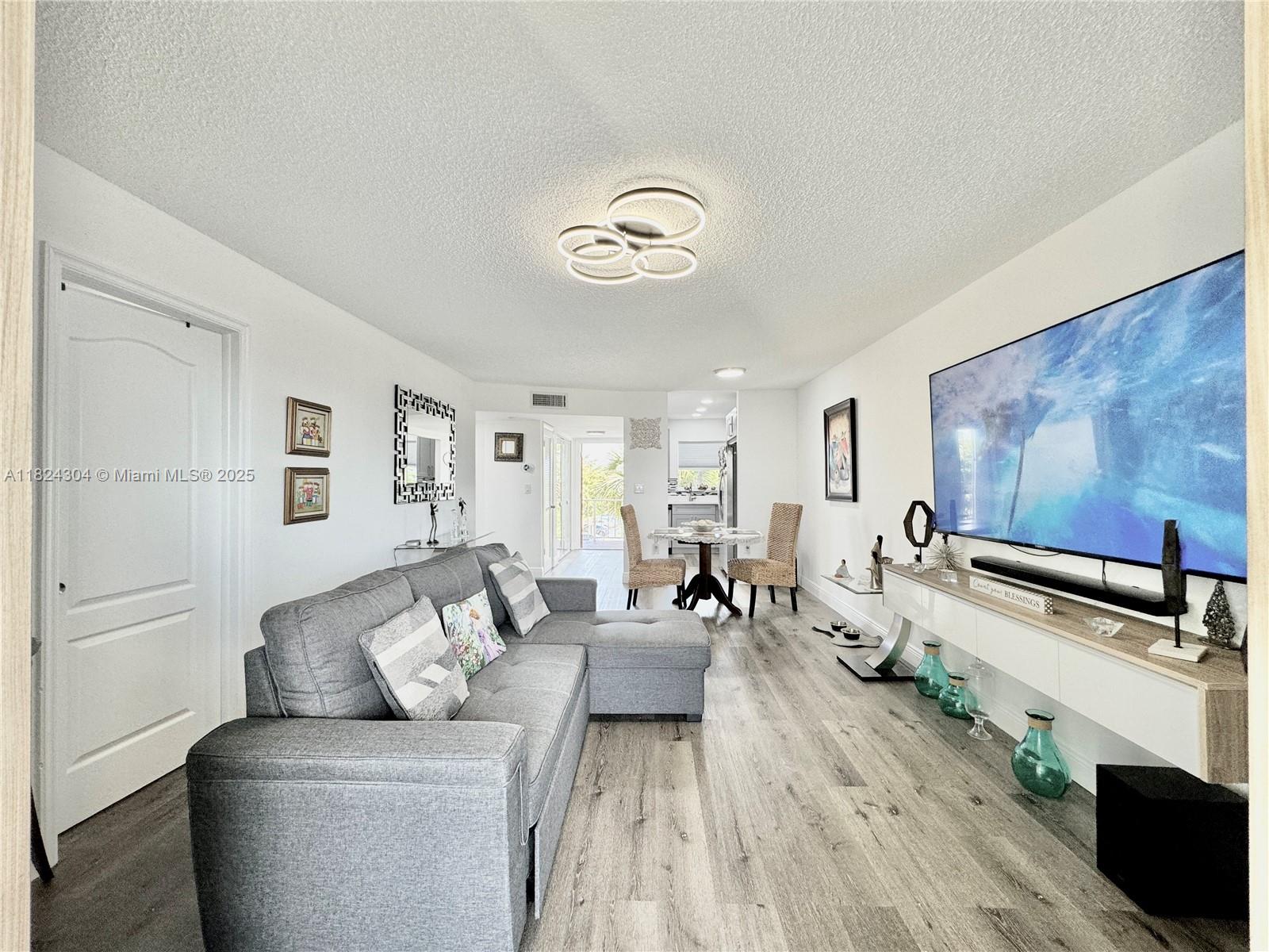 8305 Sunrise Lakes Blvd 302