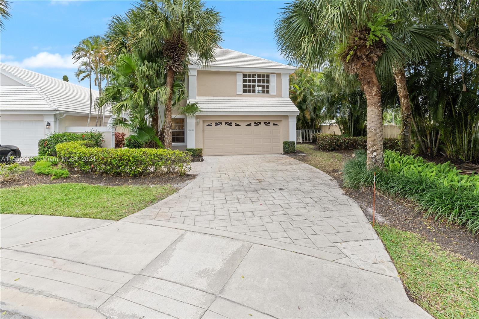 Property for Sale at 898 Dickens Pl Pl, West Palm Beach, Palm Beach County, Florida - Bedrooms: 3 
Bathrooms: 3  - $795,000
