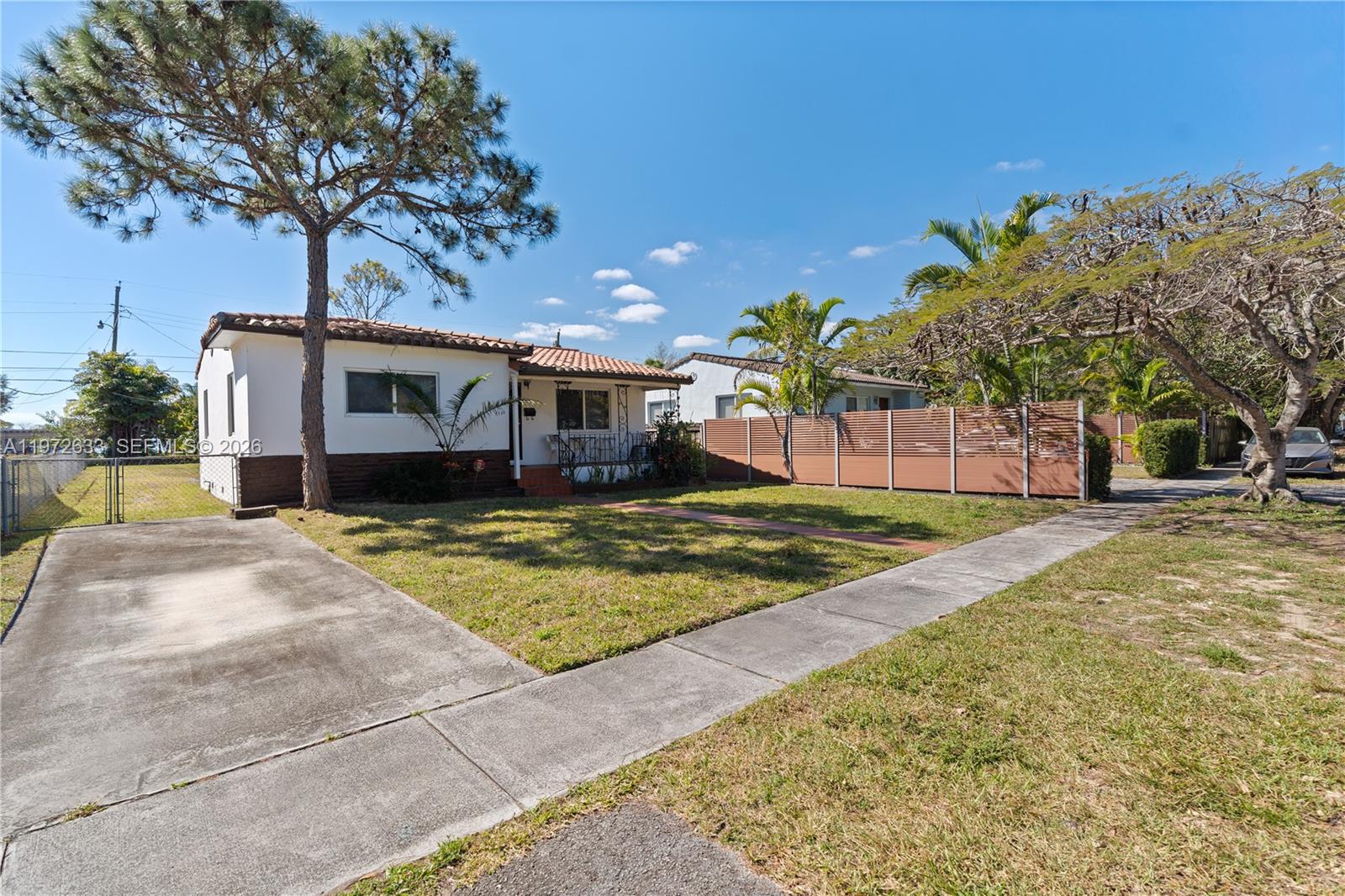 WESTERFIELD MANOR SEC 1 & - Residential