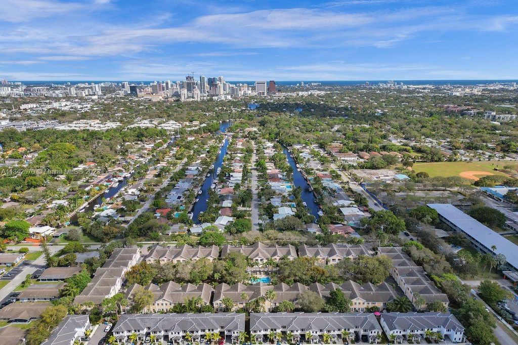 Photo of 525 SW 18th Ave #22, Fort Lauderdale, FL 33312 (MLS # A11342570)