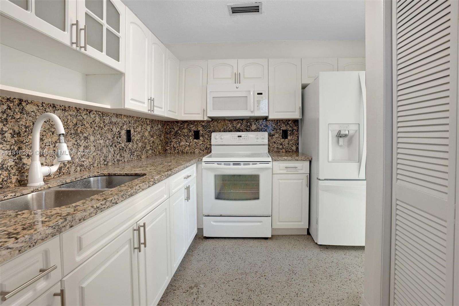 KIRKLAND HEIGHTS AMD - Residential Income