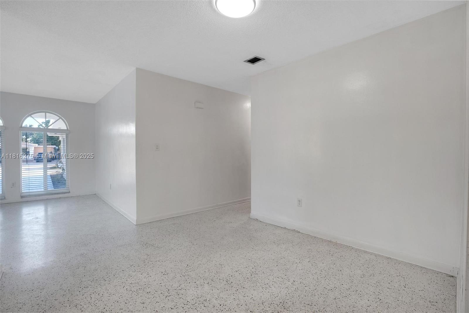 KIRKLAND HEIGHTS AMD - Residential Income