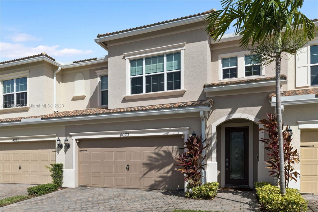 Photo of 4023 Black Olive Ln, Hollywood, FL 33021 (MLS # A11389904)