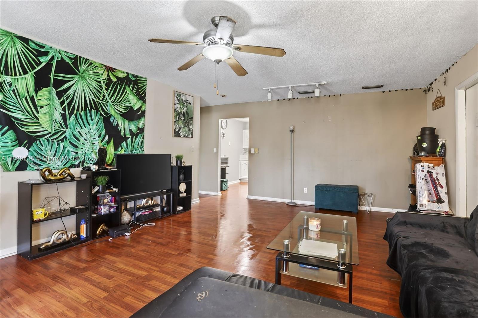 LAURELS AT MARGATE - Residential
