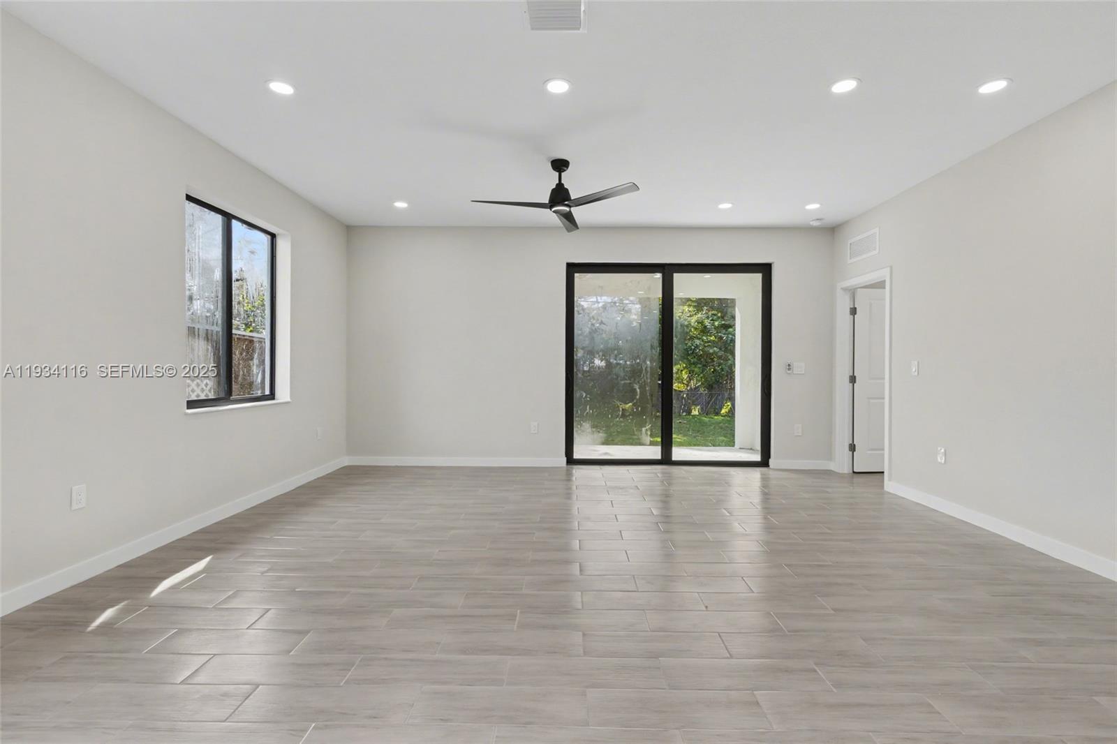 DANIA HEIGHTS - Residential