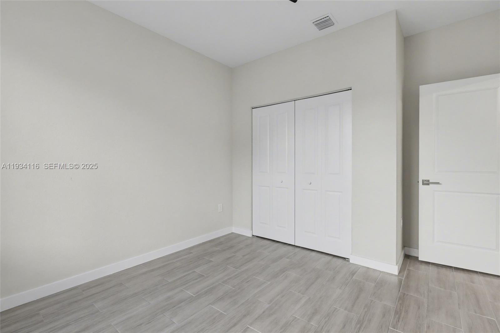 DANIA HEIGHTS - Residential