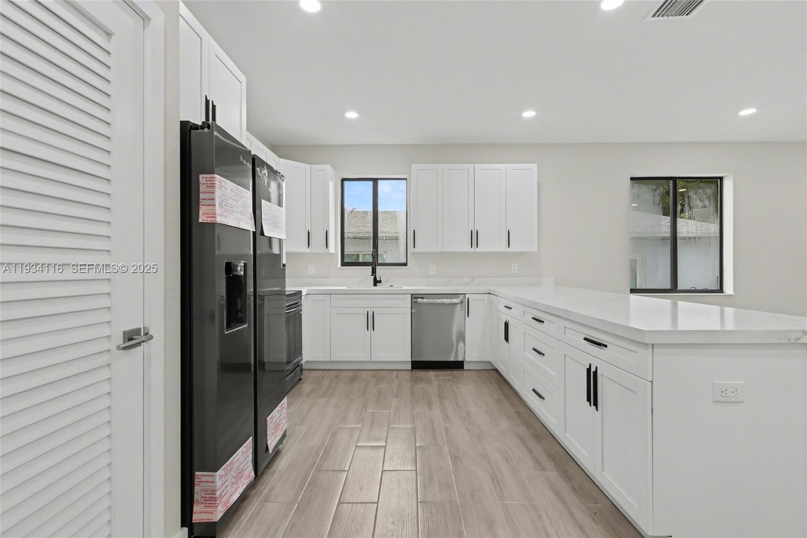 DANIA HEIGHTS - Residential