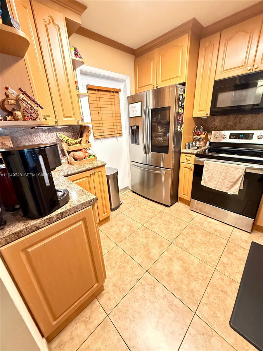 5790 Stirling Rd 104