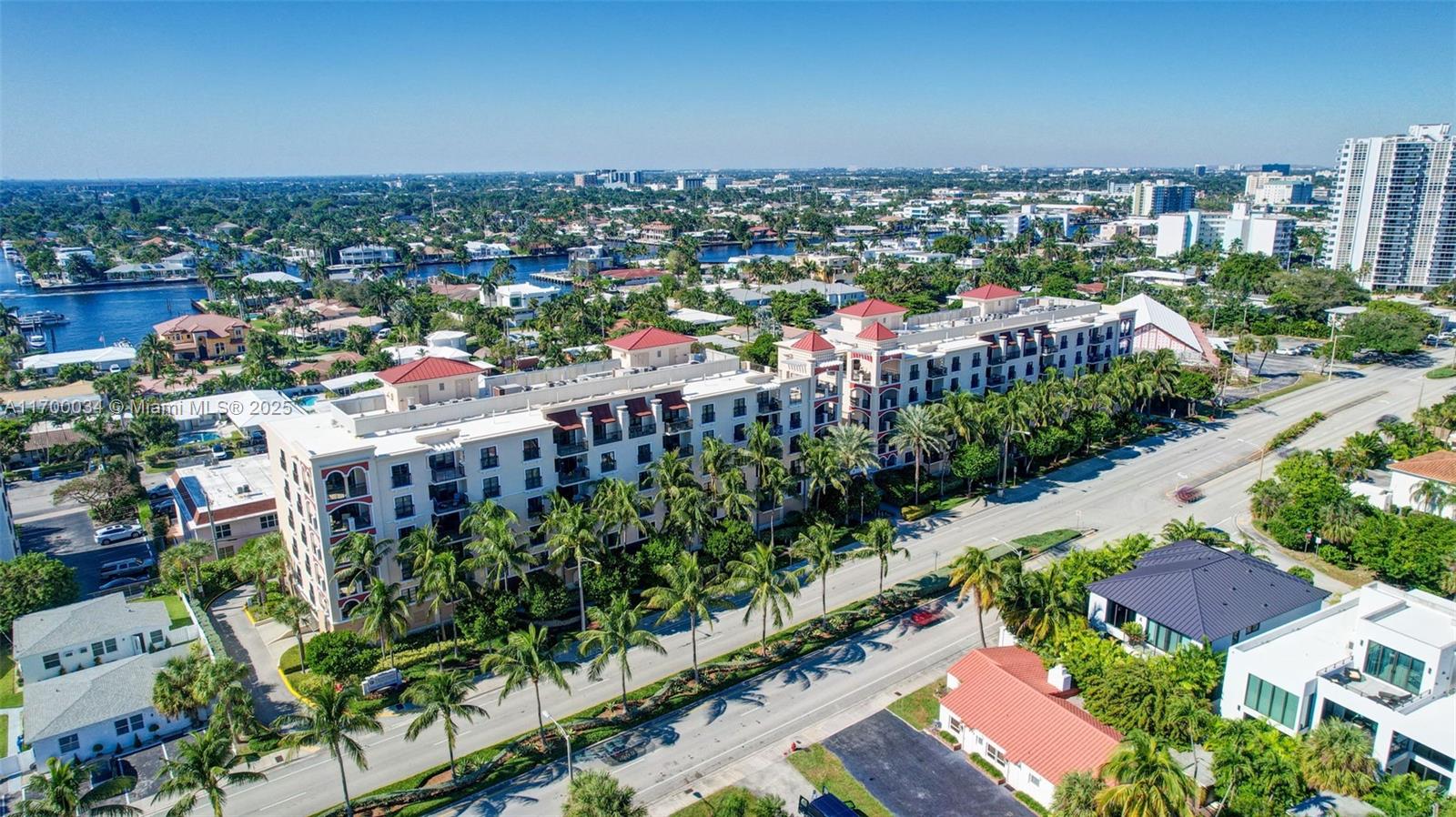 FOUNTAINS ON OCEAN BOULEV - Residential