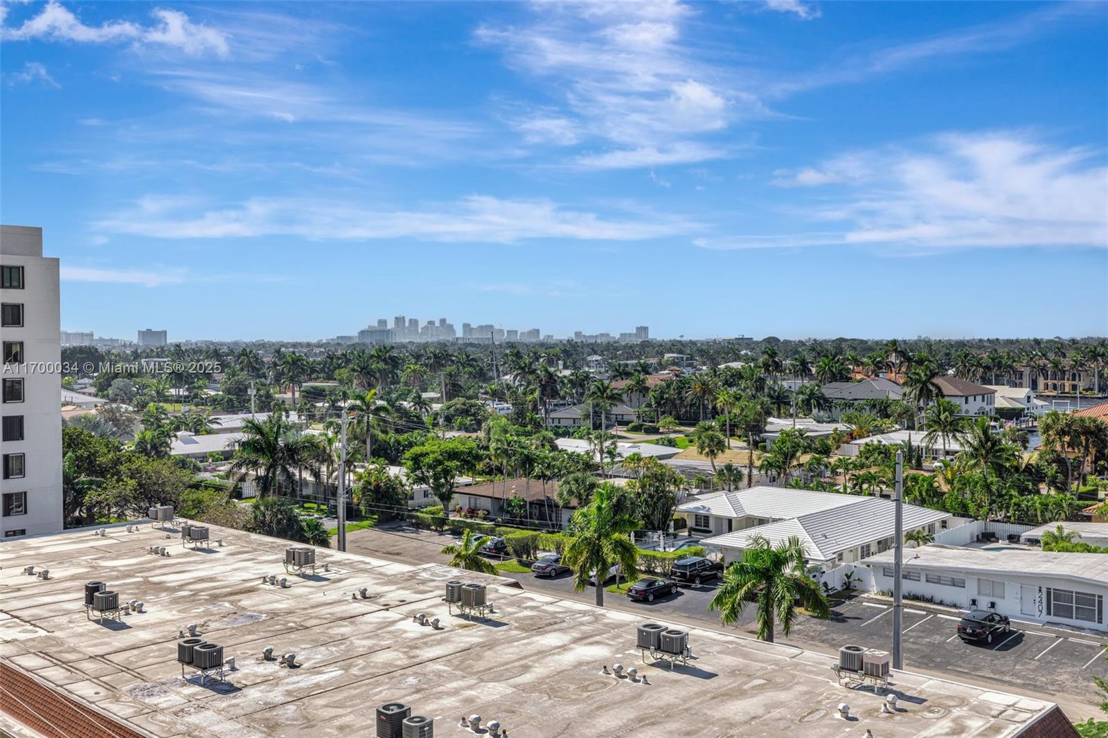 FOUNTAINS ON OCEAN BOULEV - Residential