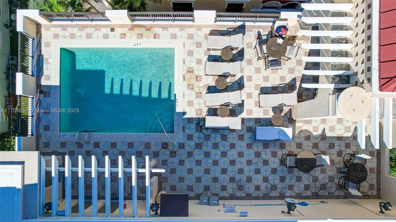 FOUNTAINS ON OCEAN BOULEV - Residential