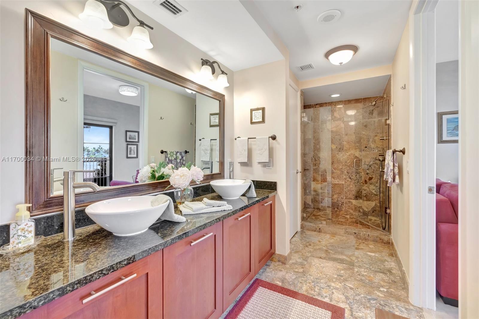 FOUNTAINS ON OCEAN BOULEV - Residential