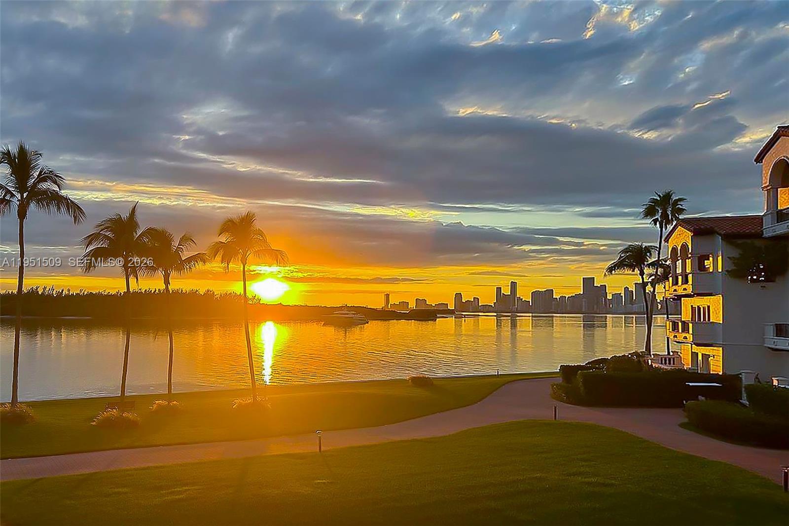 BAYSIDE VILLAGE CONDO - Residential