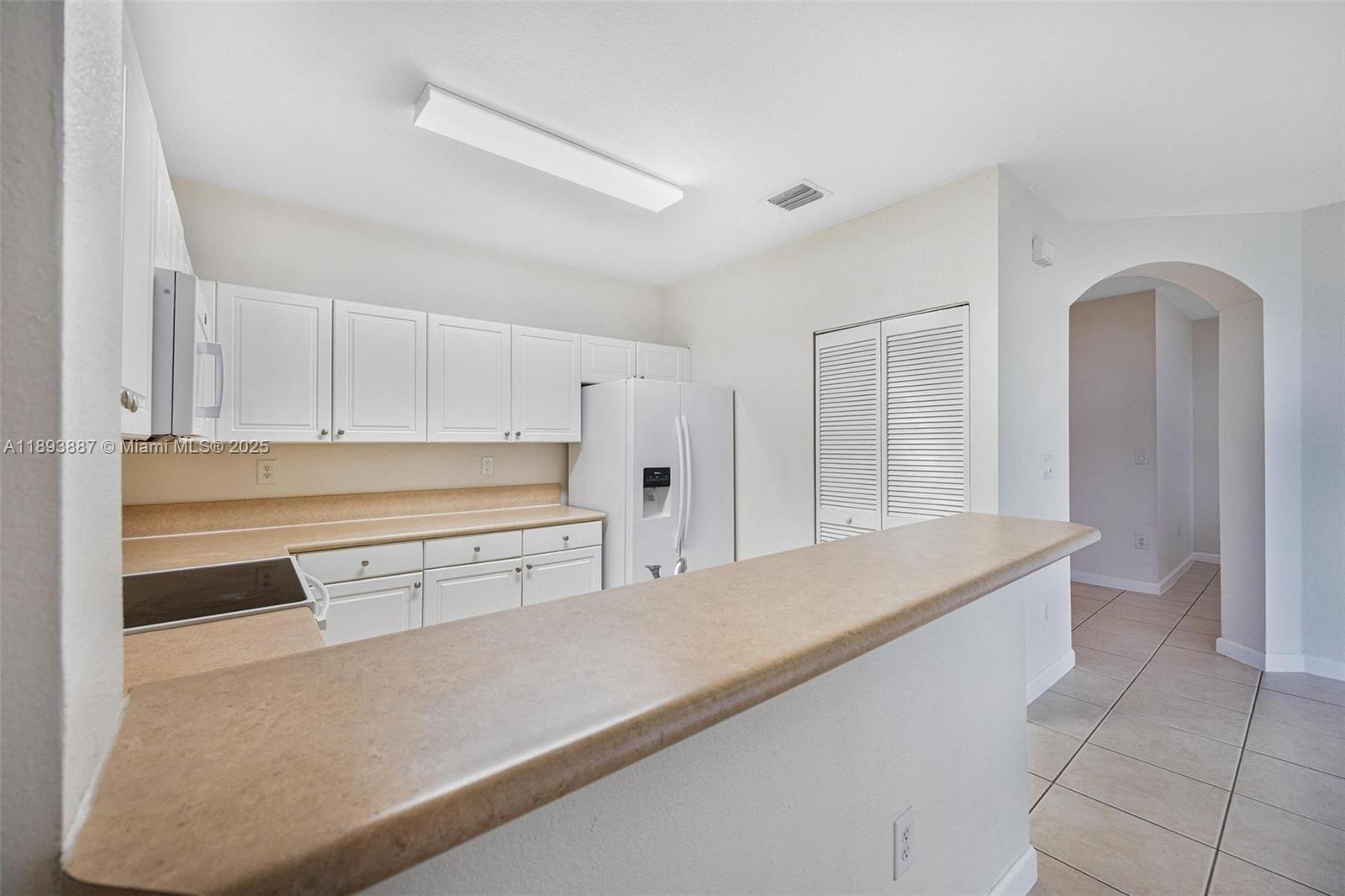 FIJI CONDO NO 2 - Residential