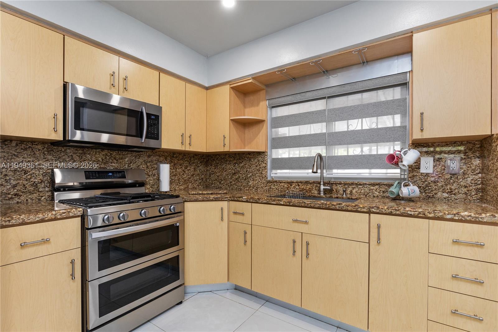 SCOTT LAKE MANOR SEC 3 - Residential