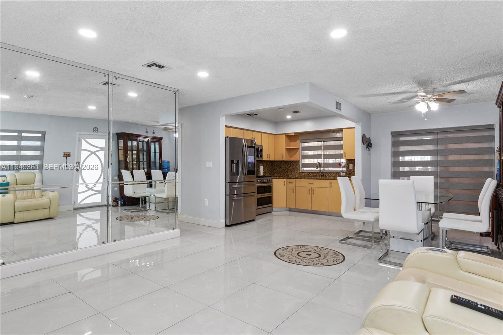 SCOTT LAKE MANOR SEC 3 - Residential