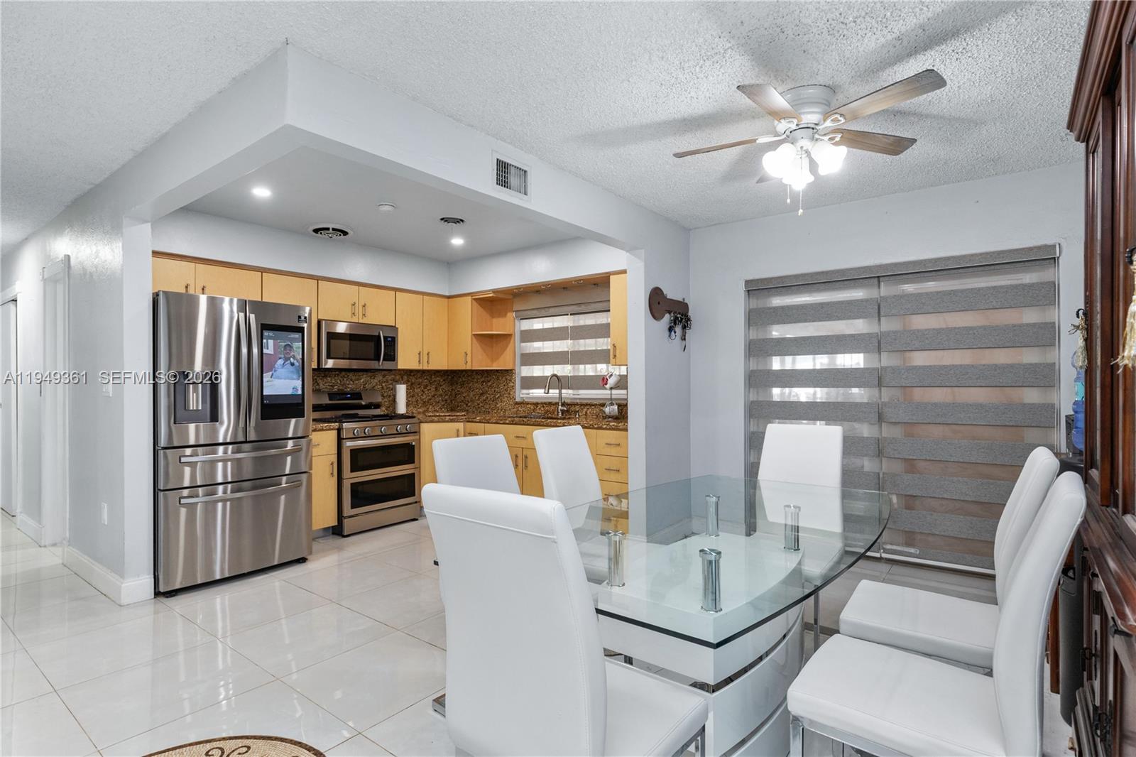 SCOTT LAKE MANOR SEC 3 - Residential