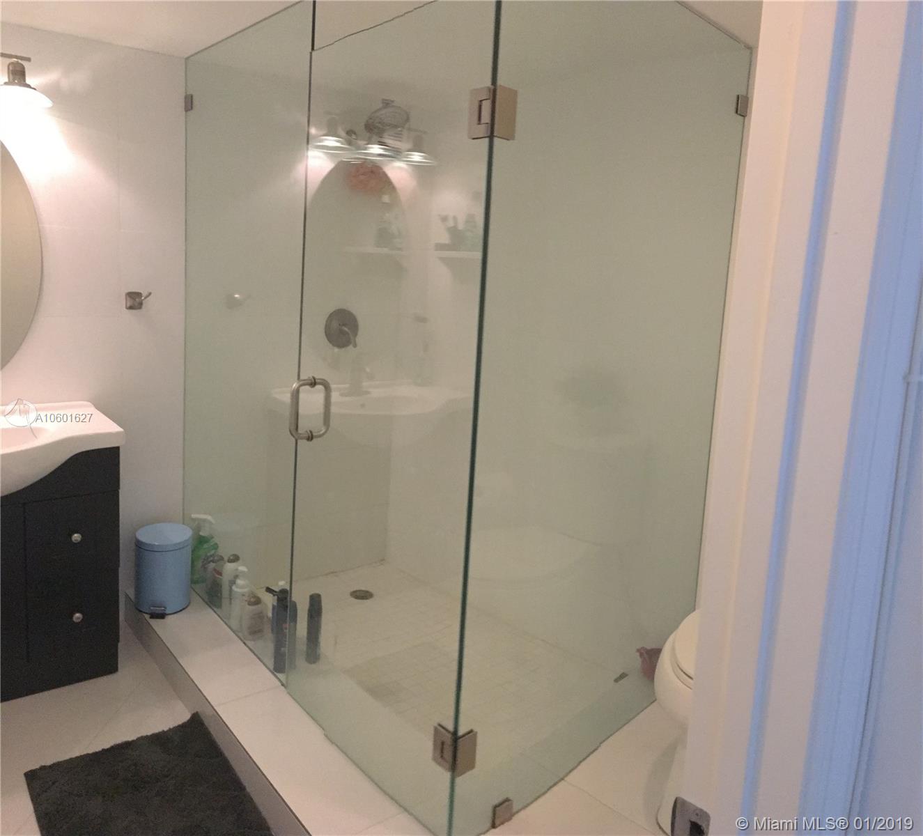 OCEAN POINT CONDO - Residential Lease