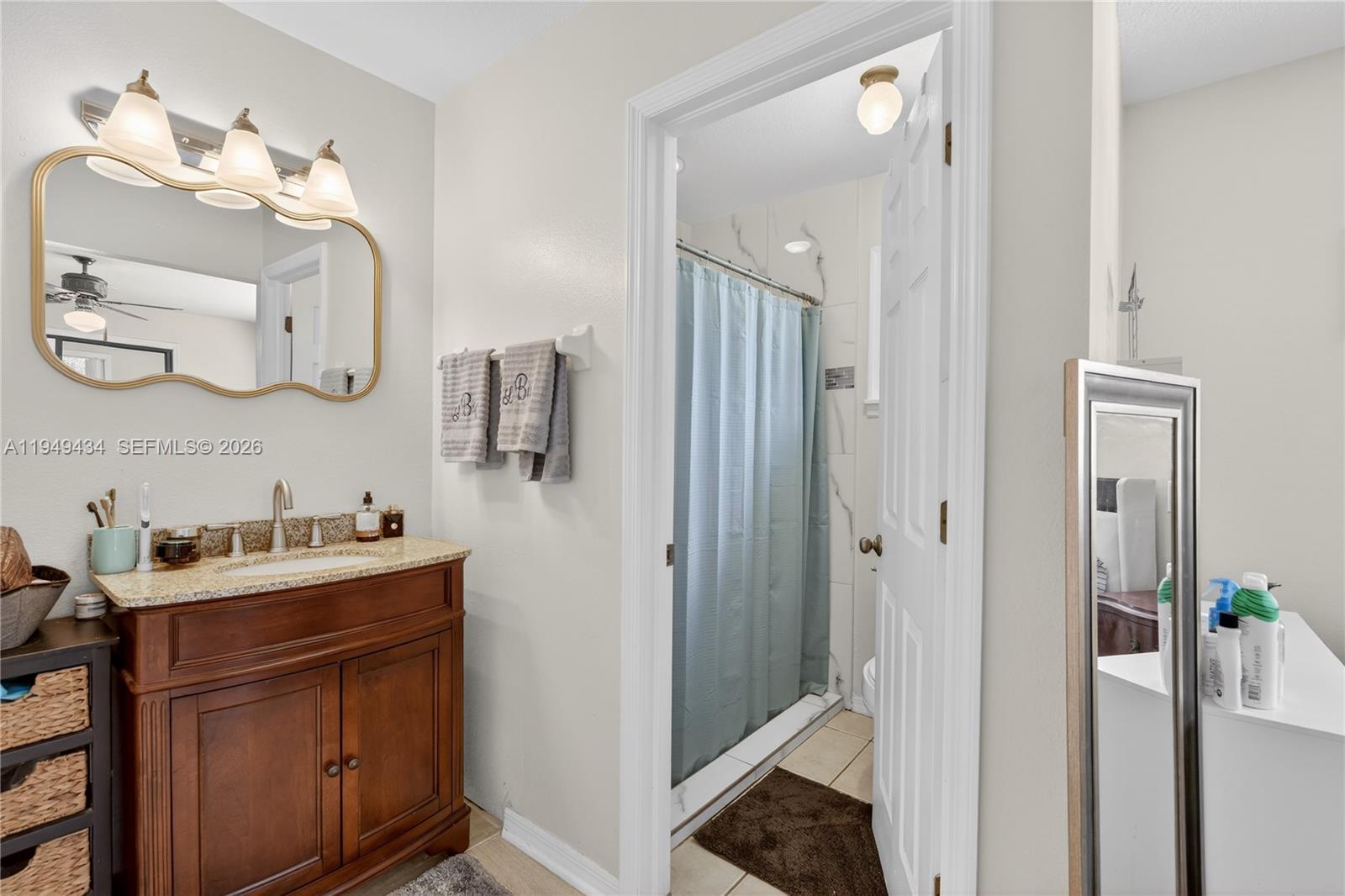 JOSHUA CREEKWOOD - Residential