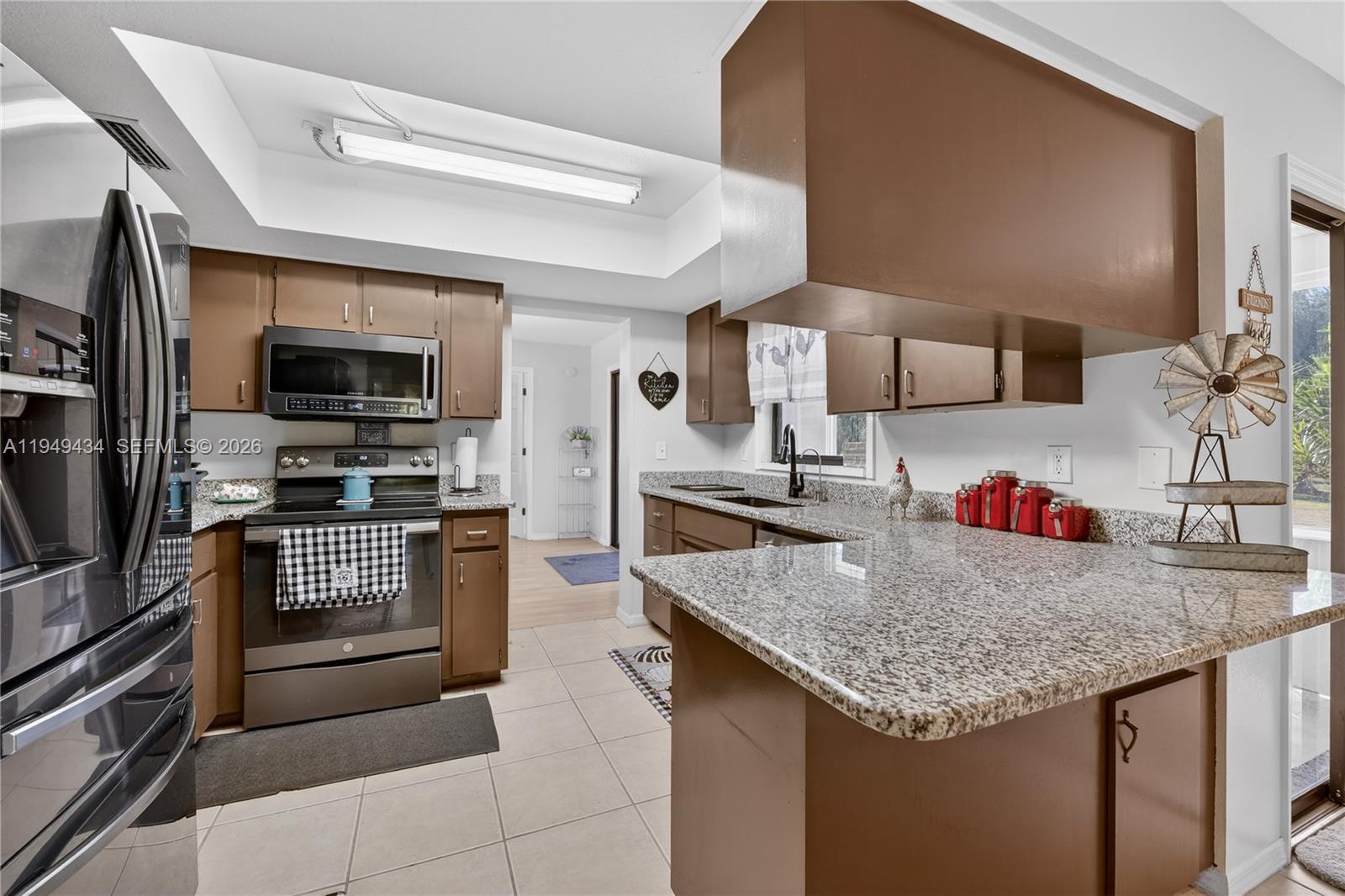 JOSHUA CREEKWOOD - Residential