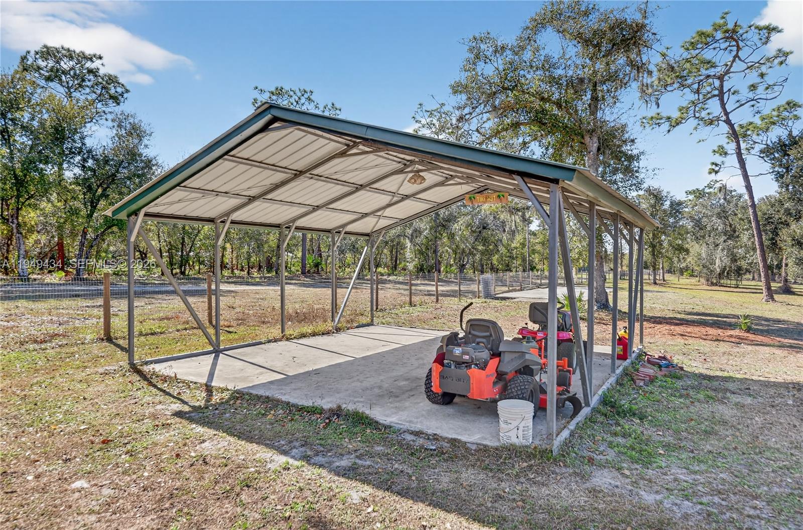 JOSHUA CREEKWOOD - Residential