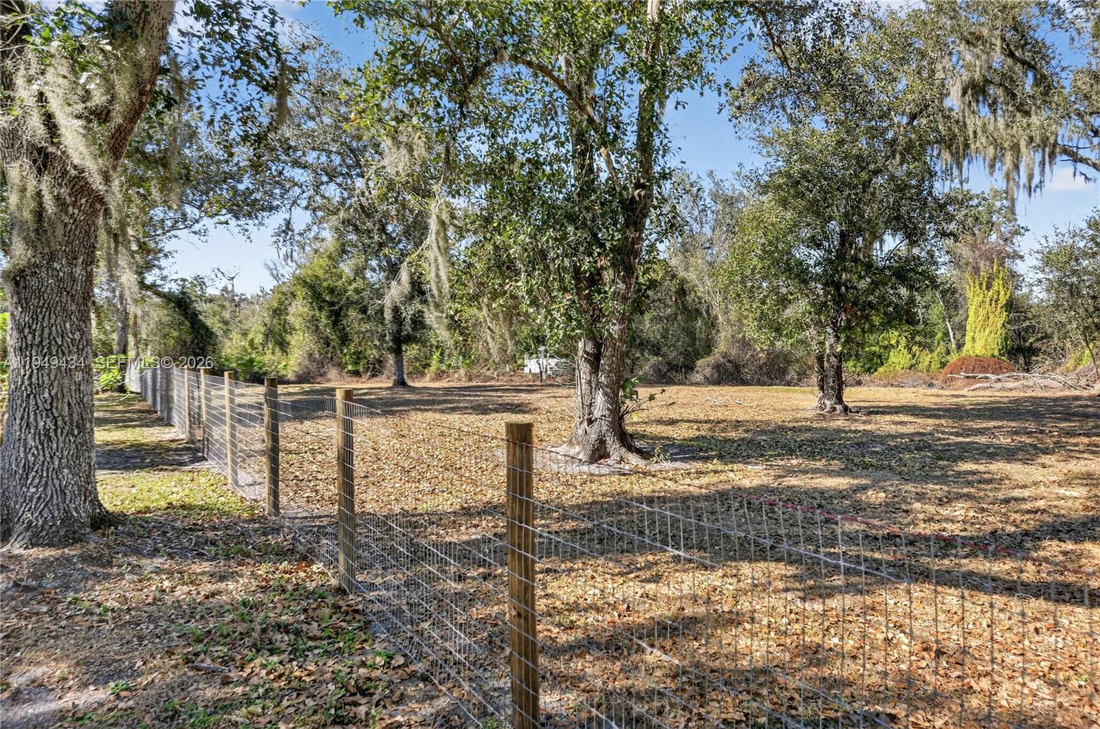 JOSHUA CREEKWOOD - Residential